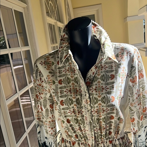 Anthropologie White and Black A-line Maxi Dress with Notched Collar - Picture 3 of 4